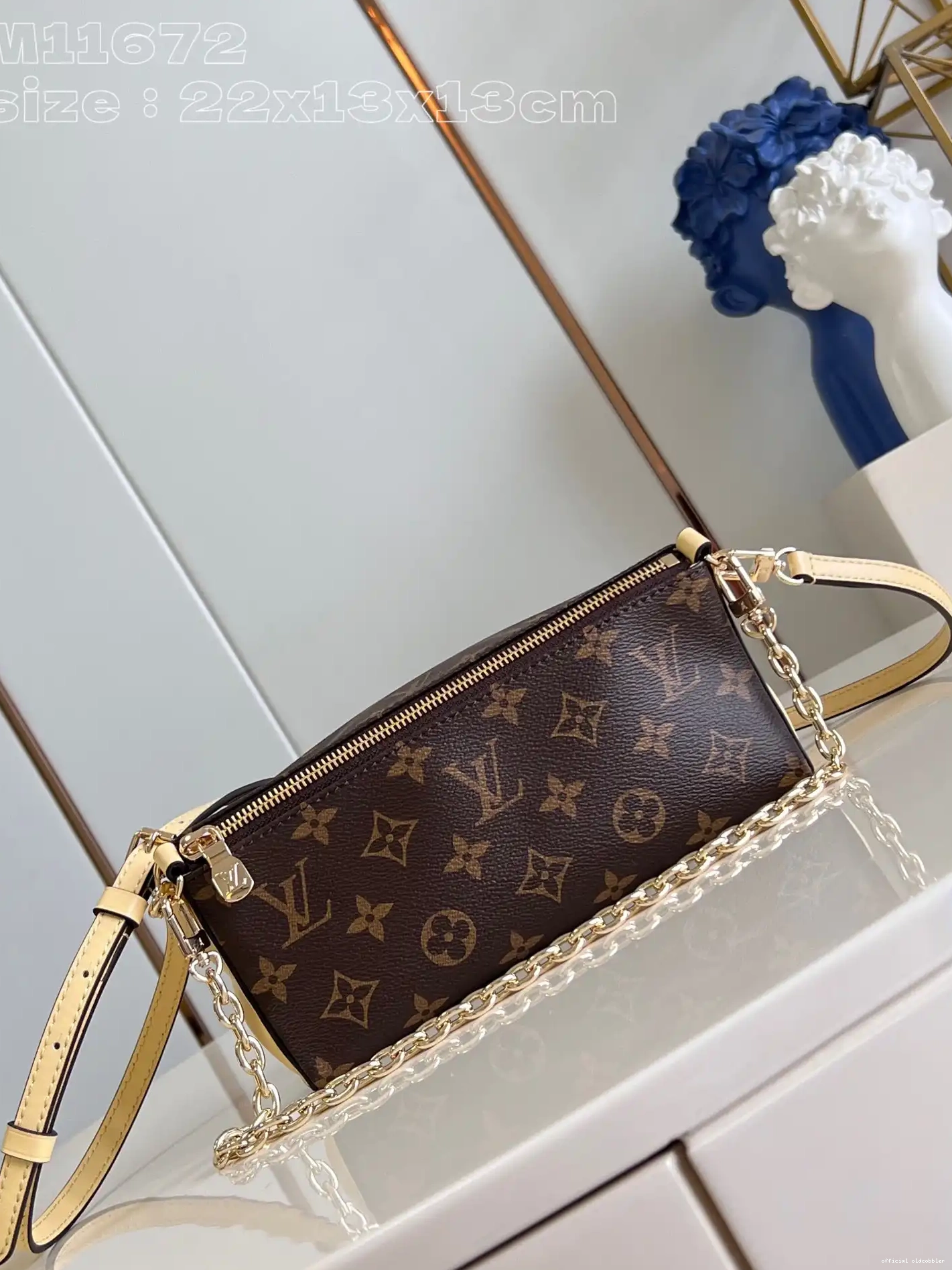 Official oldcobbler Bloom Pouch-22.5*13*13CM LOUIS VUITTON 0616